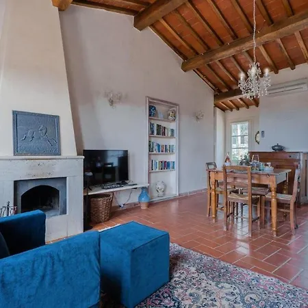 Holiday home Pesci